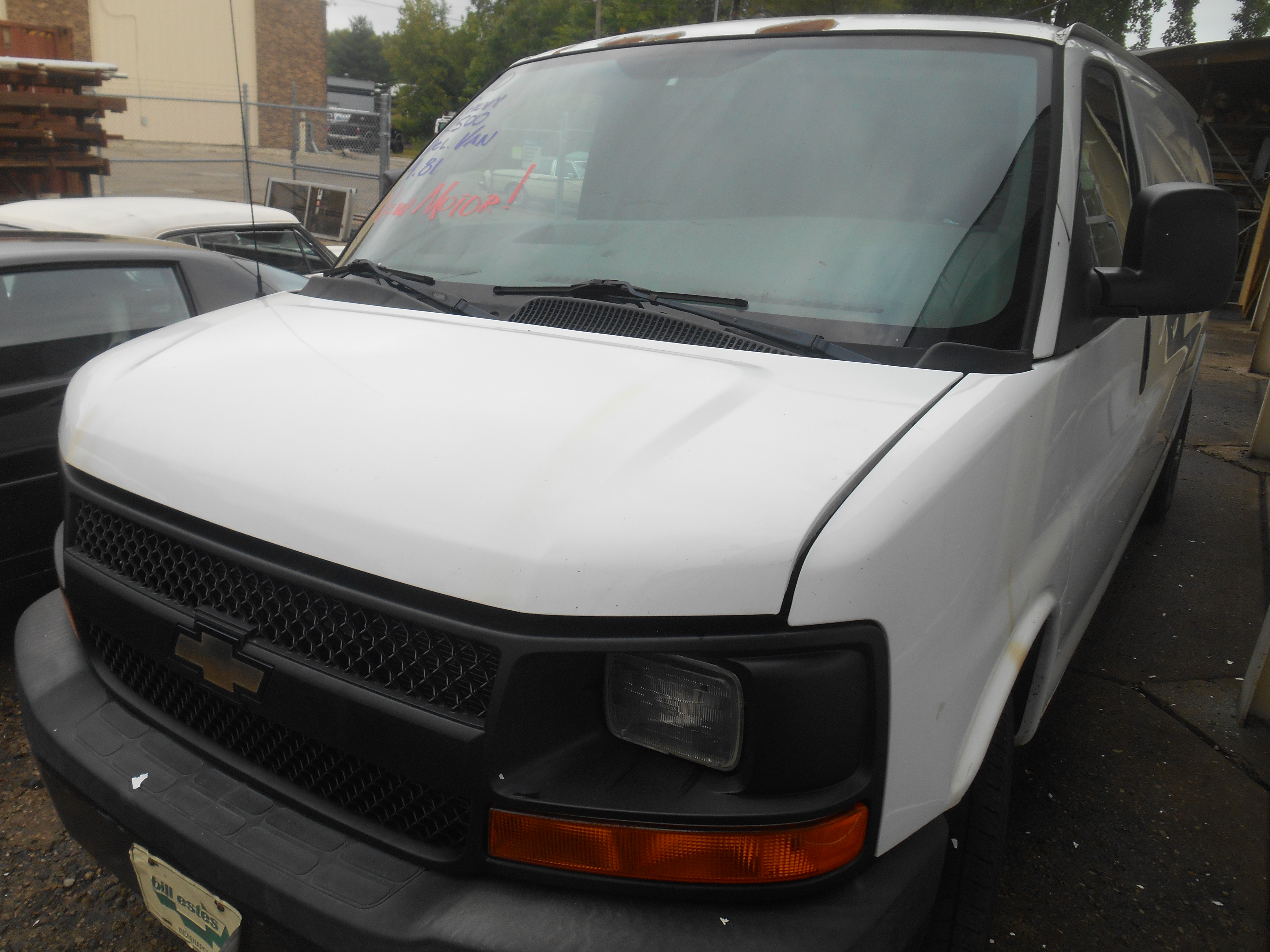 10 Chevy 2500 Van